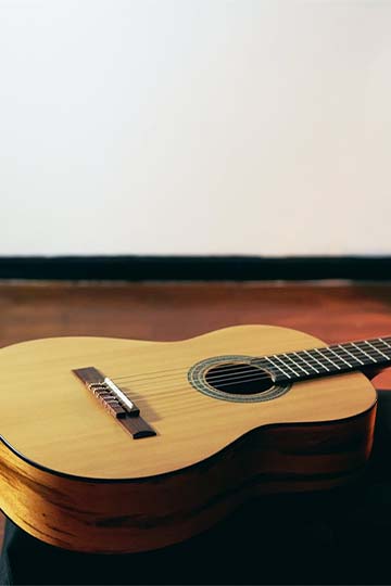Picture of Acoustic Guitar